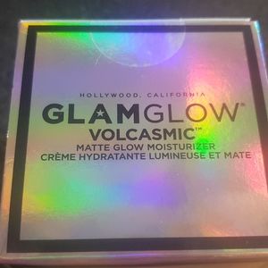 New in box GlamGlow Volcasmic Moisturizer